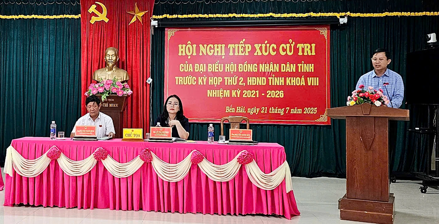 Đại biểu HĐND tỉnh tiếp xúc cử tri