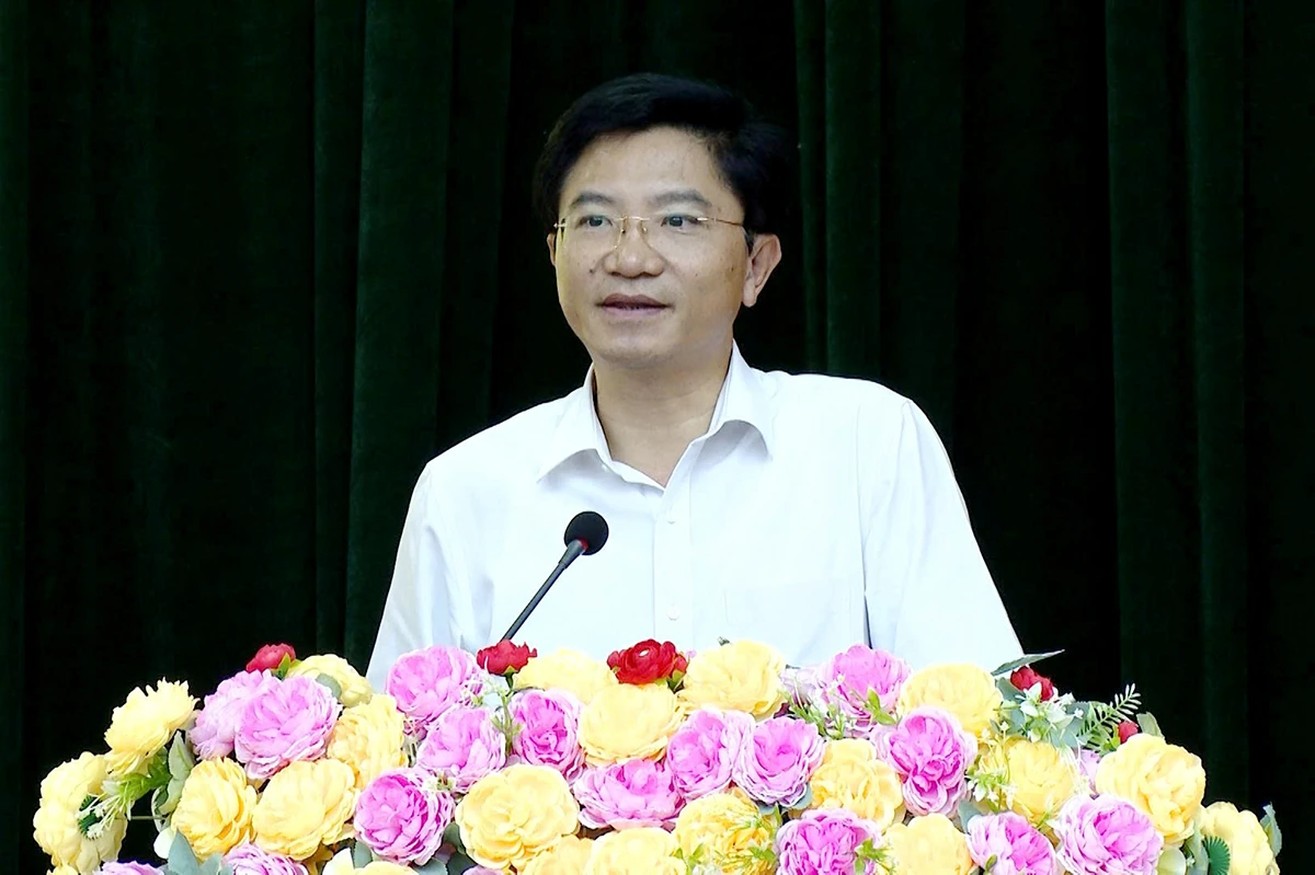 Đại biểu HĐND tỉnh tiếp xúc cử tri tại phường Ba Đồn
