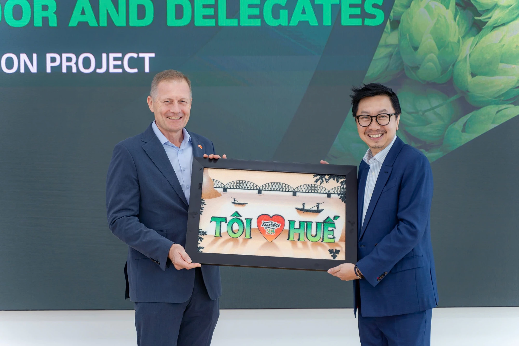 Đại sứ Đan Mạch và lãnh đạo Carlsberg Việt Nam thăm và làm việc với lãnh đạo TP. Huế, tiếp tục khẳng định cam kết hợp tác lâu dài và phát triển bền vững