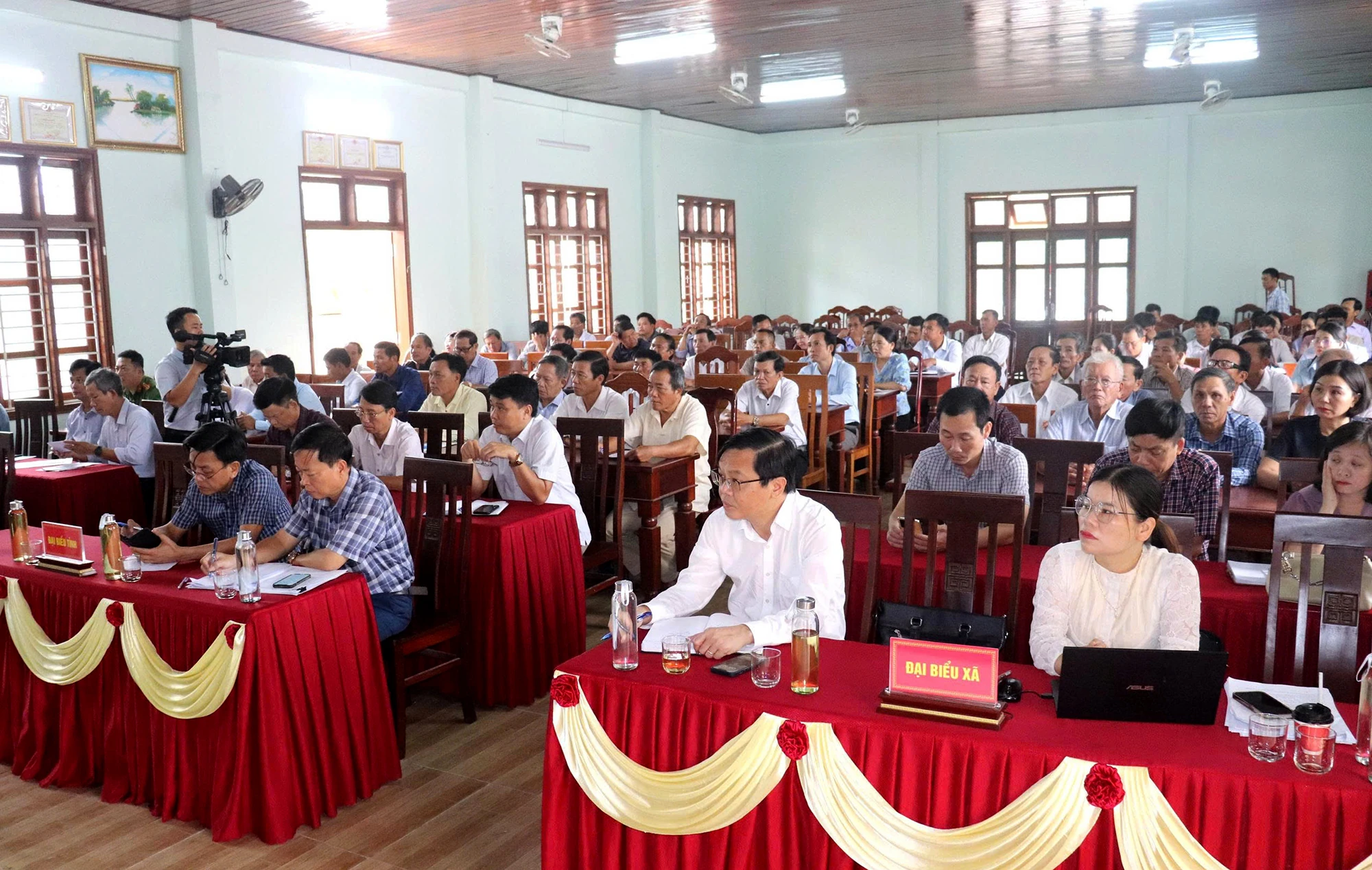 Đại biểu HĐND tỉnh tiếp xúc cử tri tại xã Nam Cửa Việt