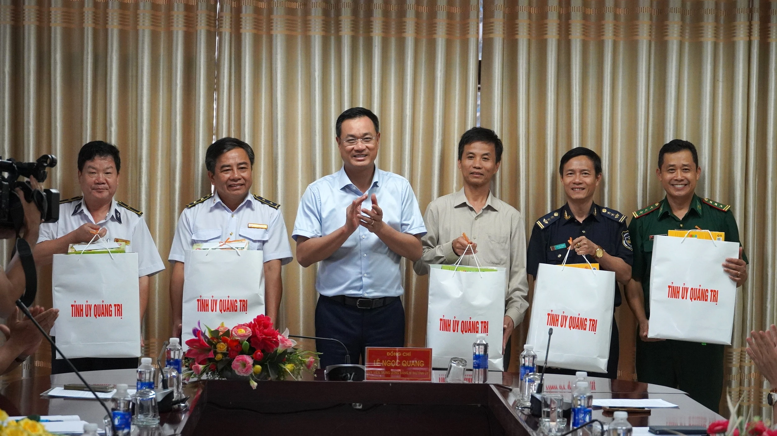 Các địa phương cần chăm lo tốt hơn đời sống vật chất, tinh thần cho Nhân dân