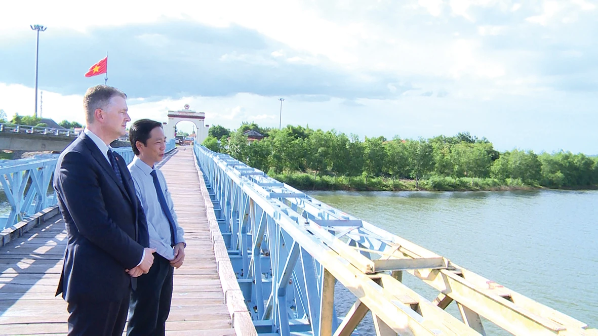 Nhớ buổi chiều đặc biệt ở Nghĩa trang liệt sĩ quốc gia Trường Sơn
