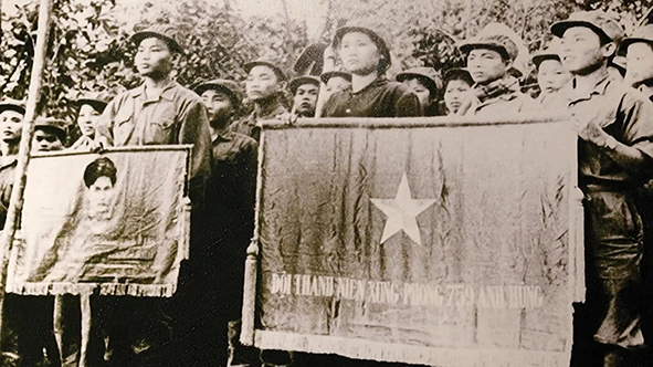 Một thời đạn bom, một thời hòa bình