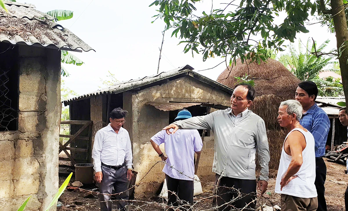 Xã Cửa Việt: Kiểm tra tình hình chăn nuôi lợn trên địa bàn