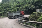 Quang Tri pushes for upgrading of Highway 15D project