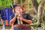 Phụ nữ xã Tà Long biết cách làm kinh tế từ khai thác bản sắc văn hóa dân tộc