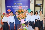 Quyền Chủ tịch UBND tỉnh Hoàng Nam thăm các cơ quan báo chí và thân nhân nhà báo liệt sĩ