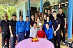 Trung ương Đoàn thăm và tặng quà Bà mẹ Việt Nam Anh hùng tại Quảng Trị