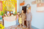“Mồ côi, tội lắm ai ơi”!