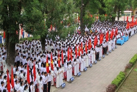 Chủ tịch UBND tỉnh Võ Văn Hưng dự lễ khai giảng năm học mới tại Trường THPT Vĩnh Linh