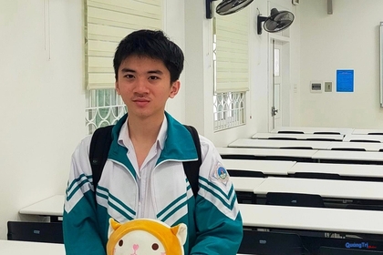 Quang Tri student wins bronze medal at Asia-Pacific Informatics Olympiad