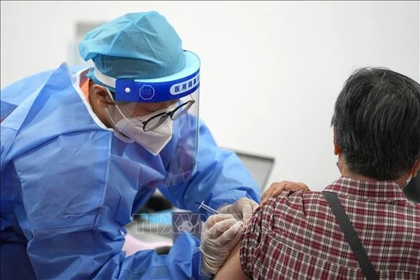 Trung Quốc thay đổi lớn trong chính sách ứng phó với COVID-19