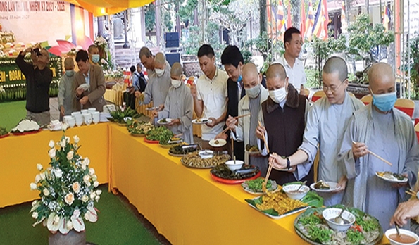 Ăn chay, ăn cay ở xứ ta và xứ người