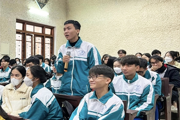 Tuyển sinh đại học năm 2023 diễn ra sớm hơn các năm trước