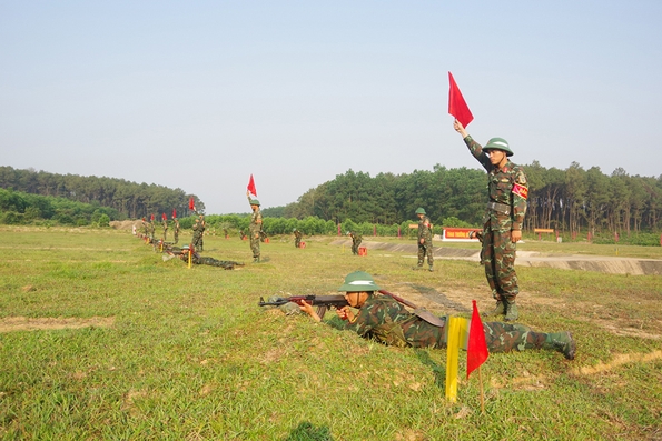 Huấn luyện chiến sĩ mới ở Trung đoàn 842