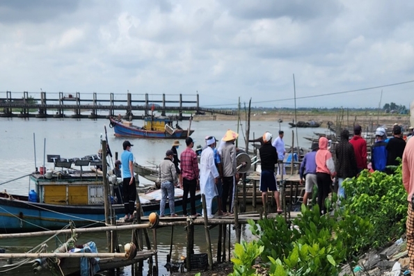 Vợ chồng ngư dân nghi mất tích trên biển: Tìm thấy thi thể người chồng