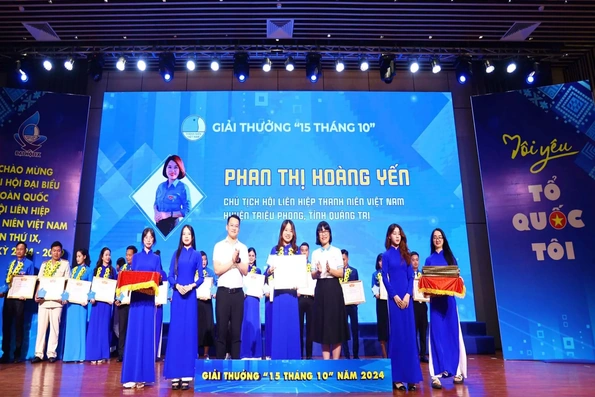 Truyền cảm hứng bằng sự tiên phong, gương mẫu