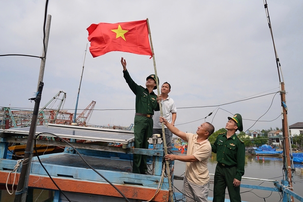 Điểm tựa vững chắc cho ngư dân