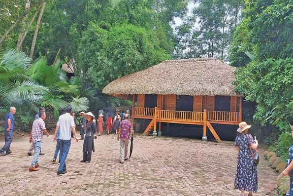 Từ làng văn hóa Tày Thái Hải, nghĩ về du lịch cộng đồng thôn Chênh Vênh