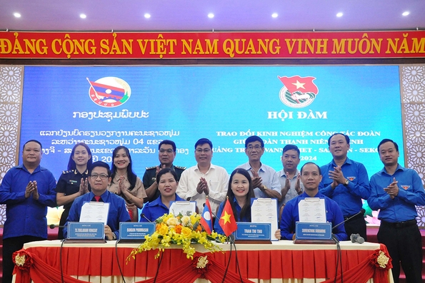 Gắn kết tình thanh niên Việt – Lào