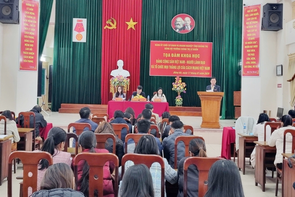 Tọa đàm khoa học “Đảng Cộng sản Việt Nam - Người tổ chức và lãnh đạo mọi thắng lợi của cách mạng Việt Nam”