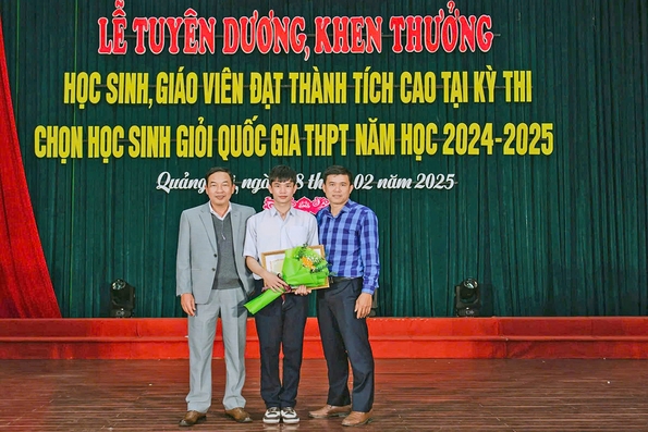 Mơ ước trở thành lập trình viên của một học sinh giỏi quốc gia