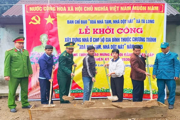 Sức mạnh đoàn kết và quyết tâm hoàn thành xóa nhà tạm, nhà dột nát. Bài 2: Đoàn kết cùng hành động