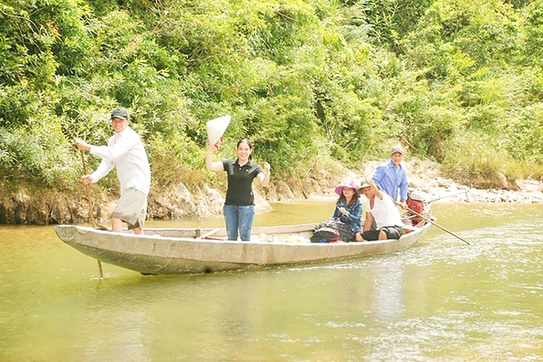Cần khai thác du lịch đầu nguồn sông Thác Ma