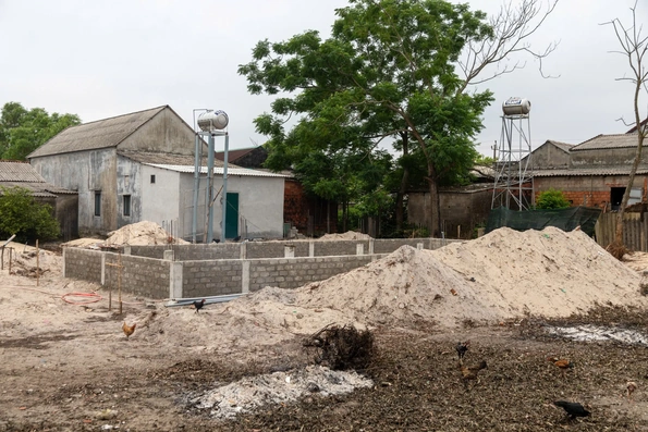 Hàng chục hộ dân xây nhà trái phép tại khu vực ảnh hưởng dự án cảng Mỹ Thủy
