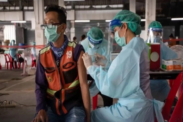 Covid-19 bùng phát ở châu Á, Thái Lan cảnh báo làn sóng lây nhiễm