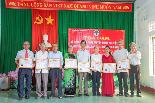 Thực hiện có hiệu quả chính sách cho người cao tuổi