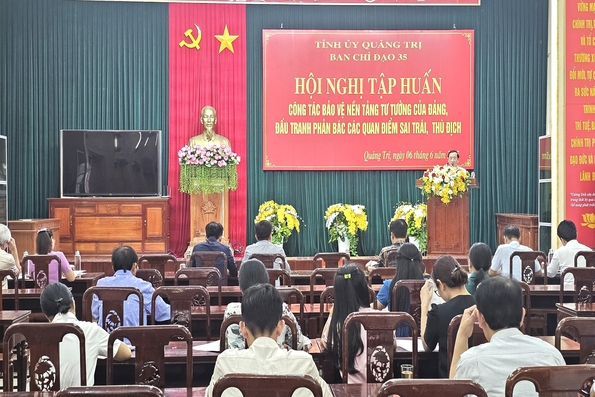 Tập huấn công tác bảo vệ nền tảng tư tưởng của Đảng