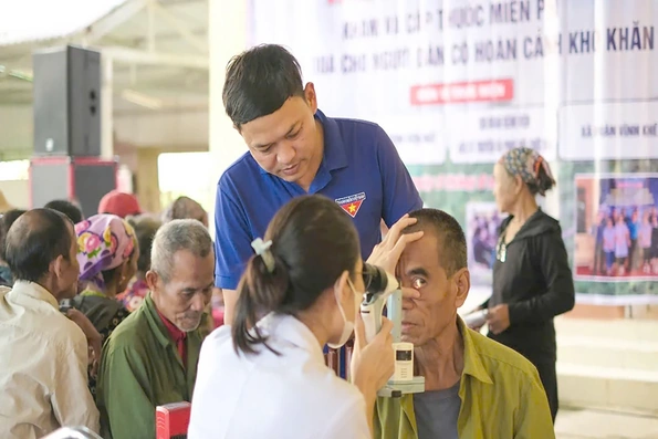 Đảng bồi đắp lý tưởng để thế hệ trẻ xây dựng tương lai