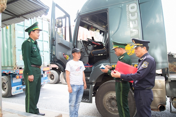 Nâng cao hiệu quả công tác quản lý cửa khẩu
