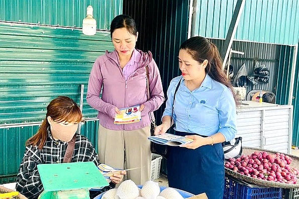 Cảnh báo thủ đoạn mạo danh cán bộ BHXH để lừa đảo người dân