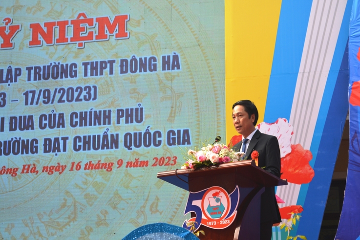 Kỷ niệm 50 năm thành lập Trường THPT Đông Hà
